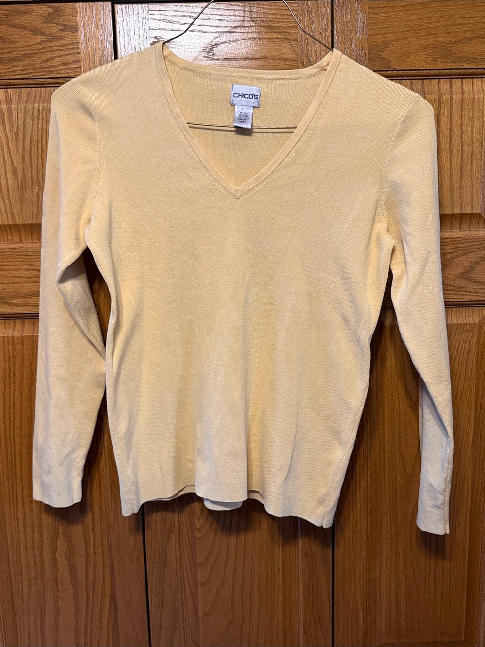 Chico's Pale Yellow V-Neck Sweater-Size:1